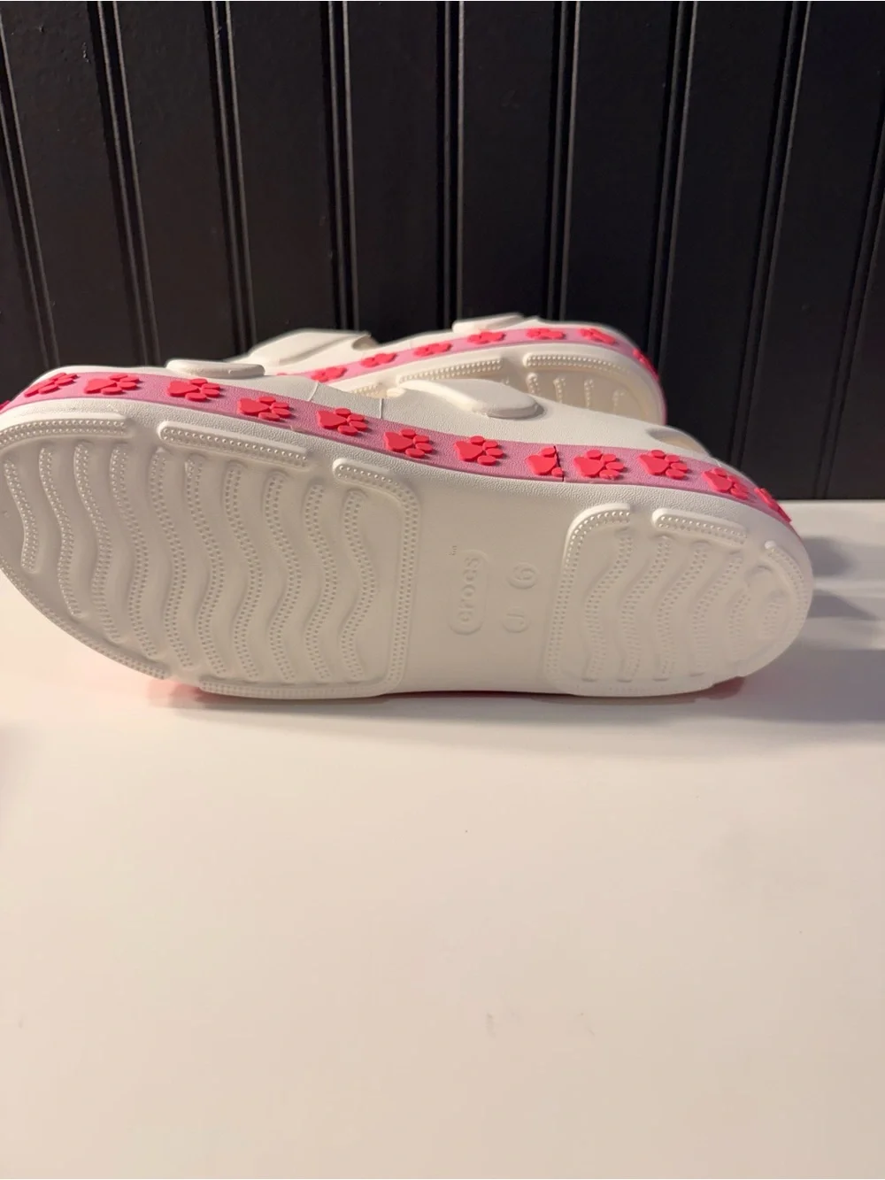 CROCS comfortable white